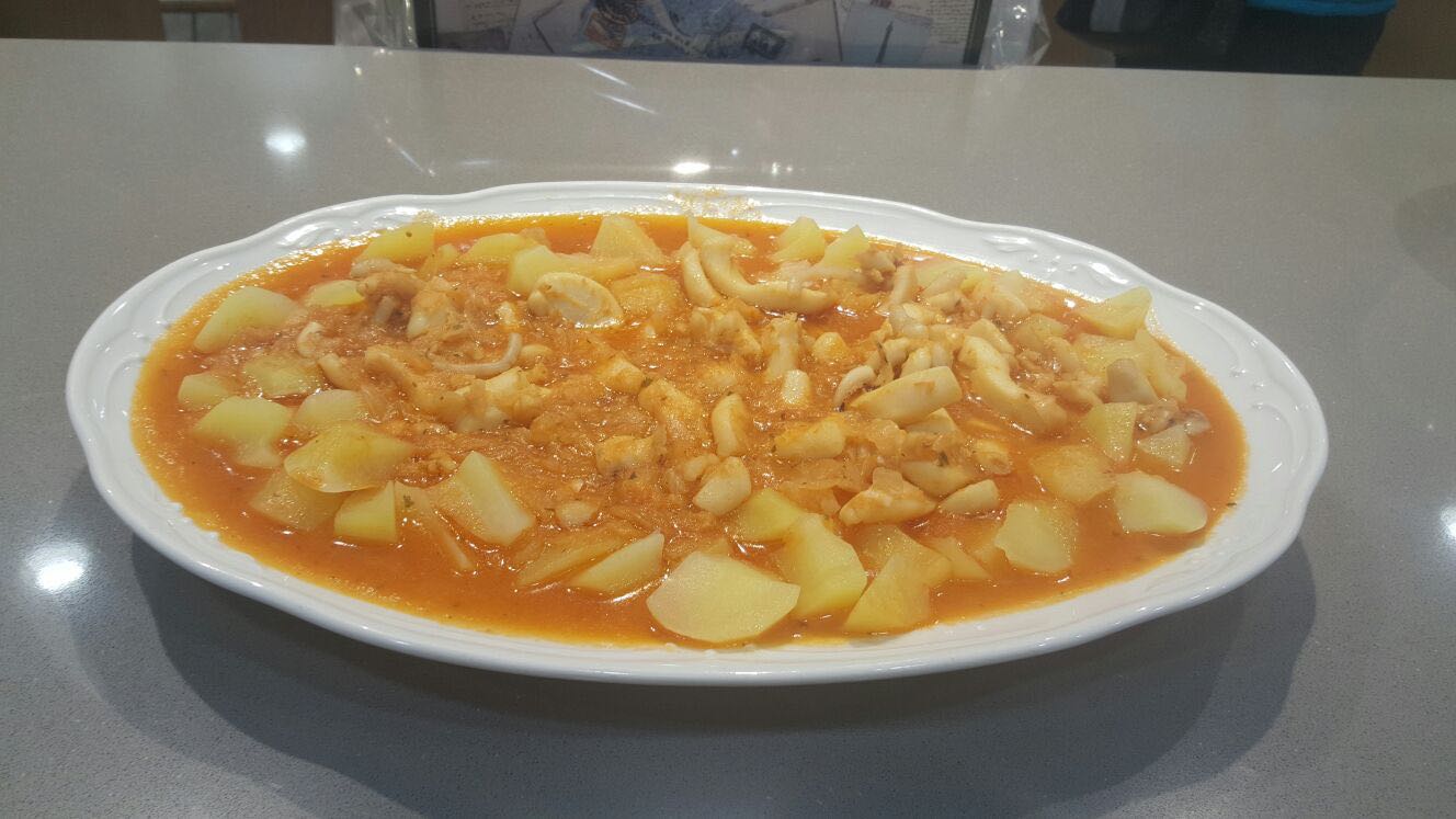 SEPIA CON PATATAS