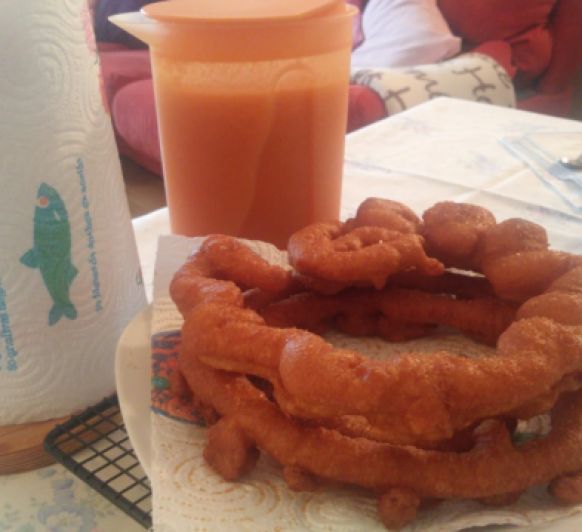 DELICIOSA RECETA DE CHURROS Y PORRAS CON CANELA Y RON