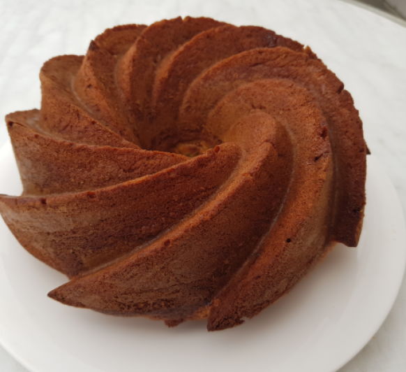 BUNDT CAKE DE PLÁTANO Y NATA